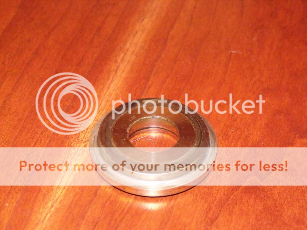 Mercury prop on Yamaha Motor and 2 piece thrust washer?